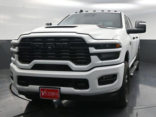2026 RAM Ram 2500 RAM 2500 BLACK EXPRESS CREW CAB 4X4 64 BOX