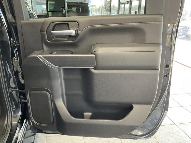 2022 GMC Sierra 3500HD 4WD Crew Cab Standard Bed AT4