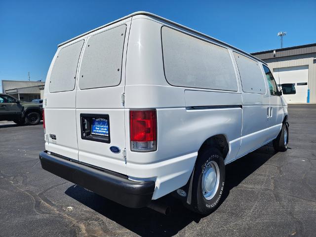 2001 Ford E-150 Unknown