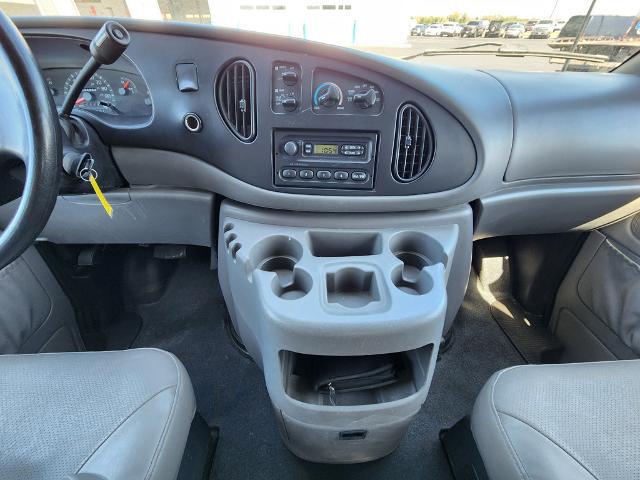 2001 Ford E-150 Unknown