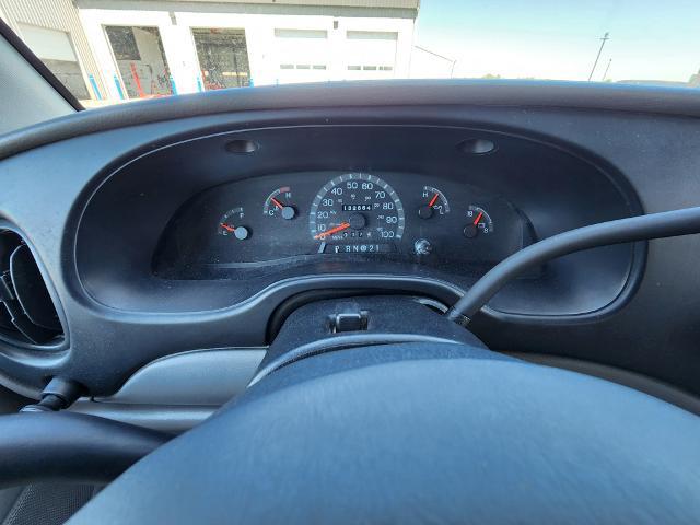 2001 Ford E-150 Unknown