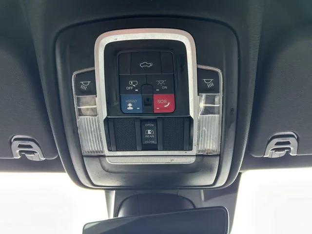 2023 Ram 1500 Laramie Crew Cab 4x4 5'7" Box