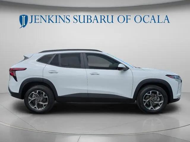 2025 Chevrolet Trax FWD LT