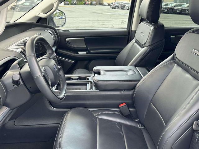 2025 Ford Expedition Platinum MAX