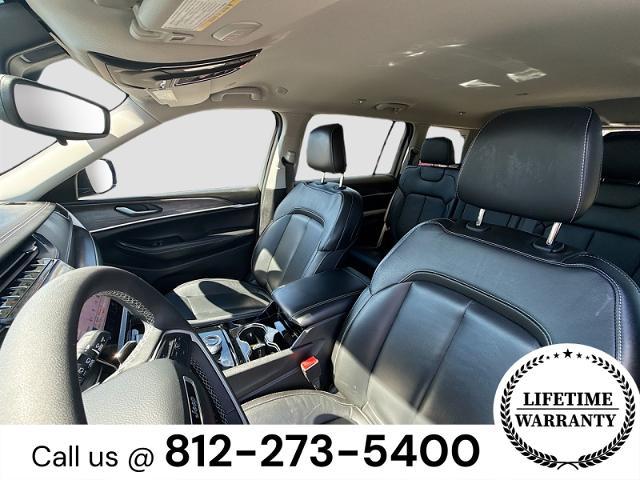 2023 Jeep Grand Cherokee L Limited 4x4