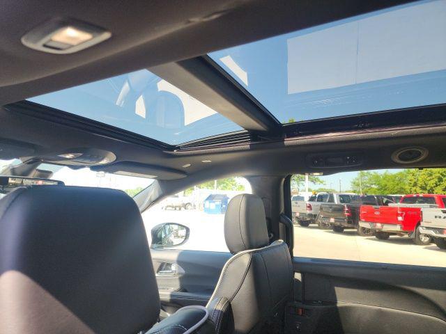 2027 Chrysler Pacifica PACIFICA LIMITED AWD