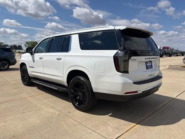 2026 Chevrolet Suburban LT, 4WD