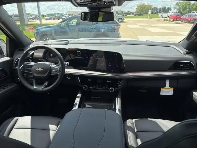 2026 Chevrolet Suburban LT, 4WD
