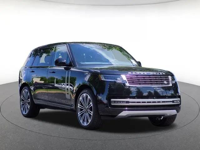 2026 Land Rover Range Rover P400 SE 7 Seat