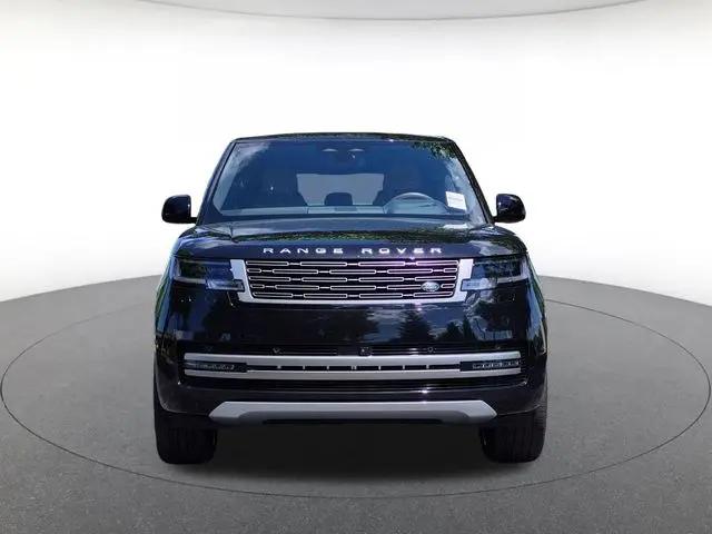 2026 Land Rover Range Rover P400 SE 7 Seat