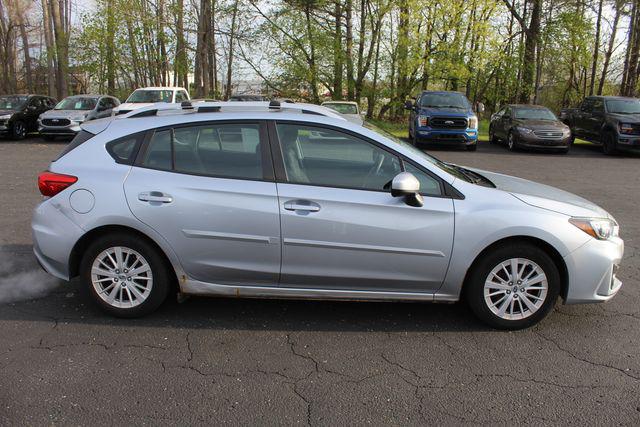 2017 Subaru Impreza 2.0i Premium