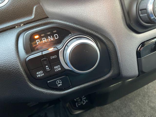 2023 Ram 1500 Big Horn Crew Cab 4x4 5'7" Box