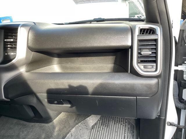 2023 Ram 1500 Big Horn Crew Cab 4x4 5'7" Box
