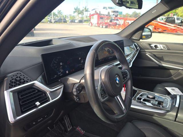 2025 BMW X5 M60i