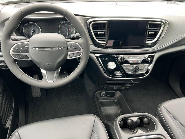 2027 Chrysler Pacifica PACIFICA SELECT AWD