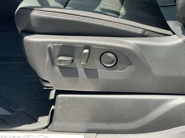 2026 Chevrolet Silverado 1500 4WD Crew Cab Short Bed High Country