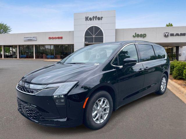 2027 Chrysler Pacifica Select for sale in Charlotte, NC