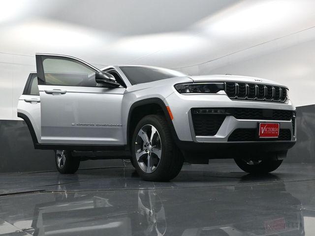 2026 Jeep Grand Cherokee L Limited 4x2