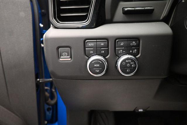 2023 GMC Sierra 1500 4WD Crew Cab Short Box AT4