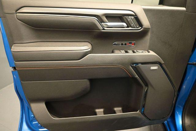 2023 GMC Sierra 1500 4WD Crew Cab Short Box AT4