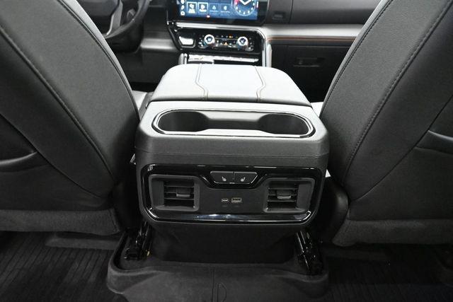 2023 GMC Sierra 1500 4WD Crew Cab Short Box AT4