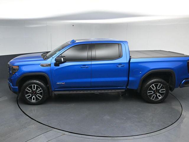 2023 GMC Sierra 1500 4WD Crew Cab Short Box AT4