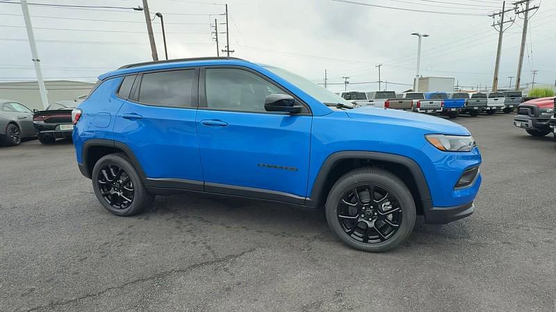 2026 Jeep Compass COMPASS LATITUDE ALTITUDE 4X4 2026 Jeep Compass COMPASS LATITUDE ALTITUDE 4X4