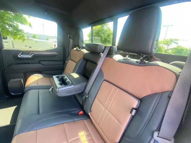 2023 Chevrolet Silverado 1500 4WD Crew Cab Short Bed High Country