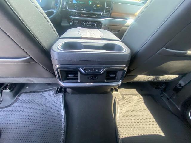 2023 Chevrolet Silverado 1500 4WD Crew Cab Short Bed High Country