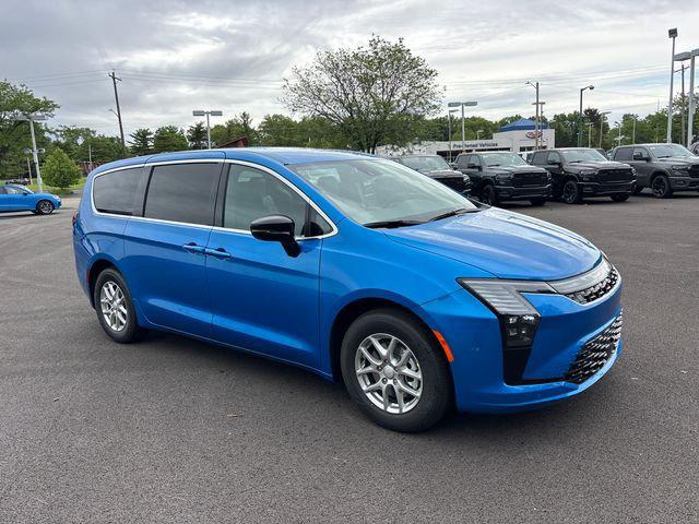 2027 Chrysler Pacifica PACIFICA SELECT