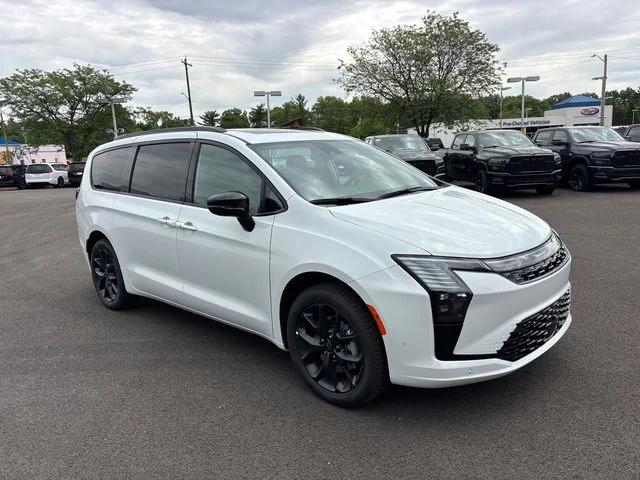 2027 Chrysler Pacifica PACIFICA LIMITED AWD