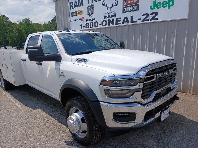 2026 RAM Ram 4500 Chassis Cab RAM 4500 TRADESMAN CHASSIS CREW CAB 4X4 84 CA