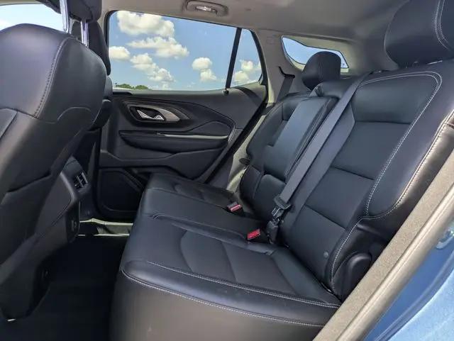 2024 GMC Terrain FWD SLT