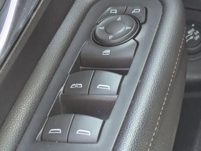 2024 GMC Terrain FWD SLT