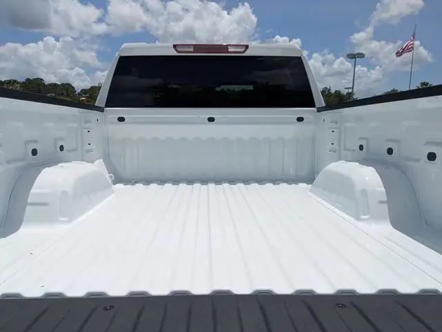 2026 Chevrolet Silverado 1500 2WD Crew Cab Short Bed WT