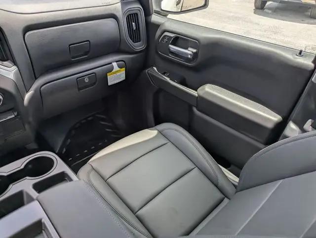 2026 Chevrolet Silverado 1500 2WD Crew Cab Short Bed WT