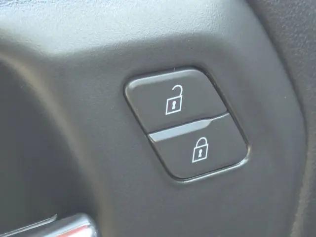 2026 Chevrolet Silverado 1500 2WD Crew Cab Short Bed WT