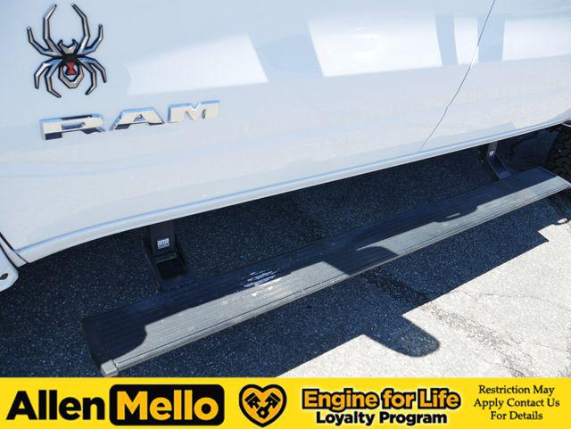 2024 Ram 1500 Laramie Crew Cab 4x4 5'7" Box