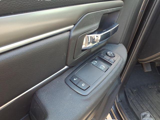 2022 Ram 1500 Classic Express Regular Cab 4x4 6'4" Box
