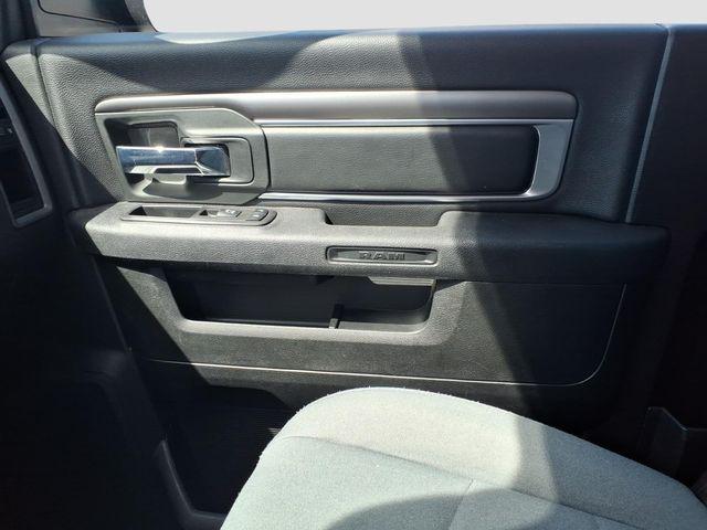 2022 Ram 1500 Classic Express Regular Cab 4x4 6'4" Box