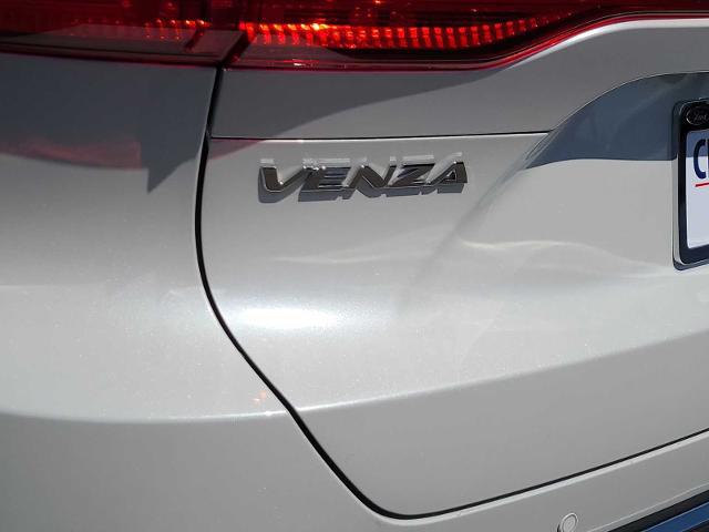 2023 Toyota Venza XLE