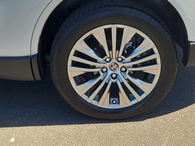 2023 Toyota Venza XLE