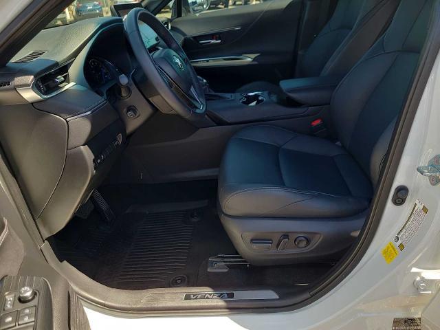 2023 Toyota Venza XLE