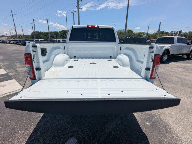 2022 Ram 2500 Tradesman Crew Cab 4x4 6'4" Box
