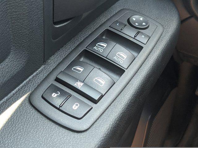 2022 Ram 2500 Tradesman Crew Cab 4x4 6'4" Box