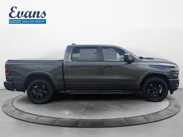 2026 Ram 1500 Laramie Crew Cab 4x4 5'7" Box