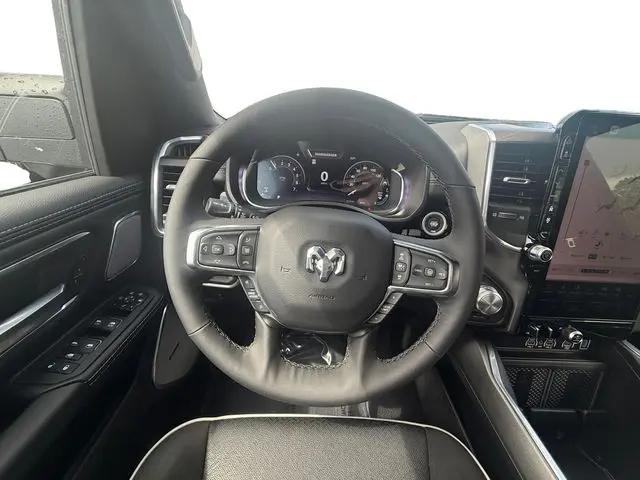2026 Ram 1500 Laramie Crew Cab 4x4 5'7" Box