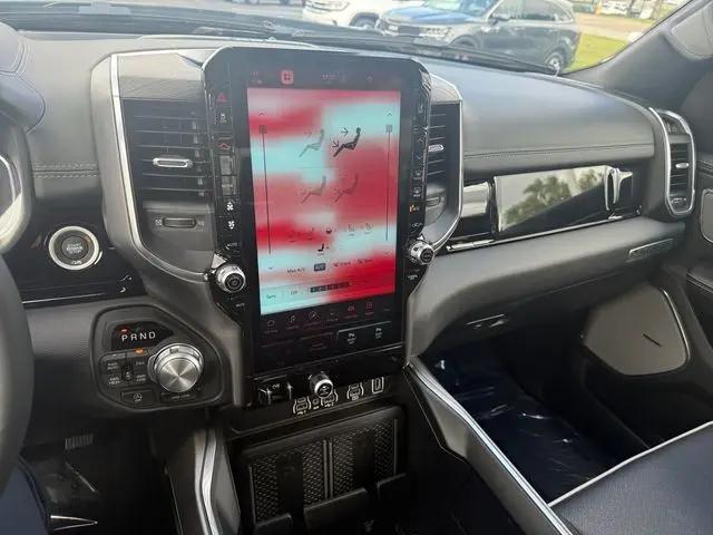 2026 Ram 1500 Laramie Crew Cab 4x4 5'7" Box