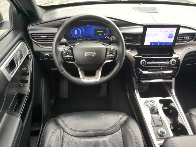 2023 Ford Explorer Platinum