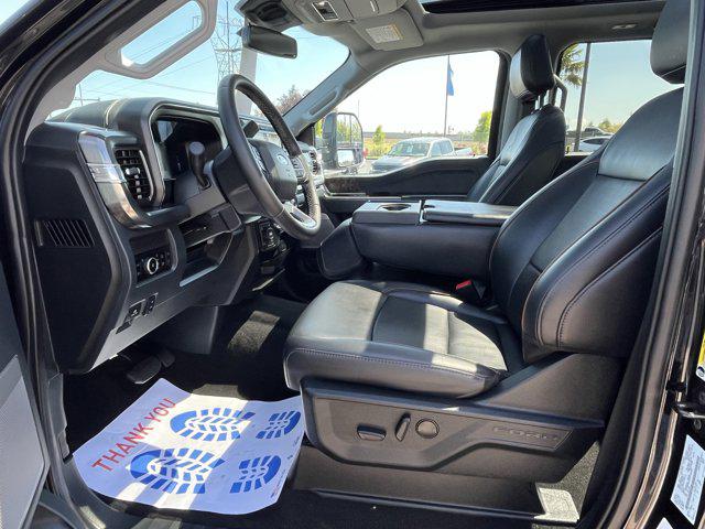 2025 Ford F-350 LARIAT